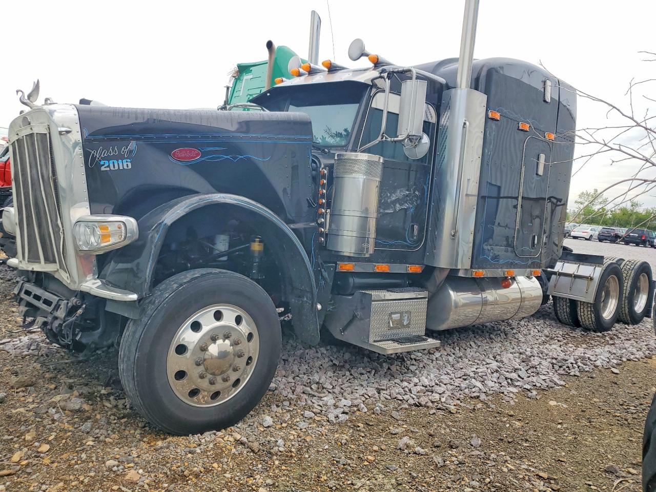 2011 PETERBILT ALL OTHER SEMI TRUCK | 1XPXD49X4BD127998 | UPCARS