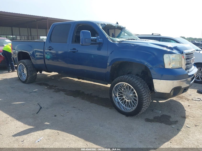 2014 GMC SIERRA 2500HD SLT | 1GT121C88EF183870 | UPCARS