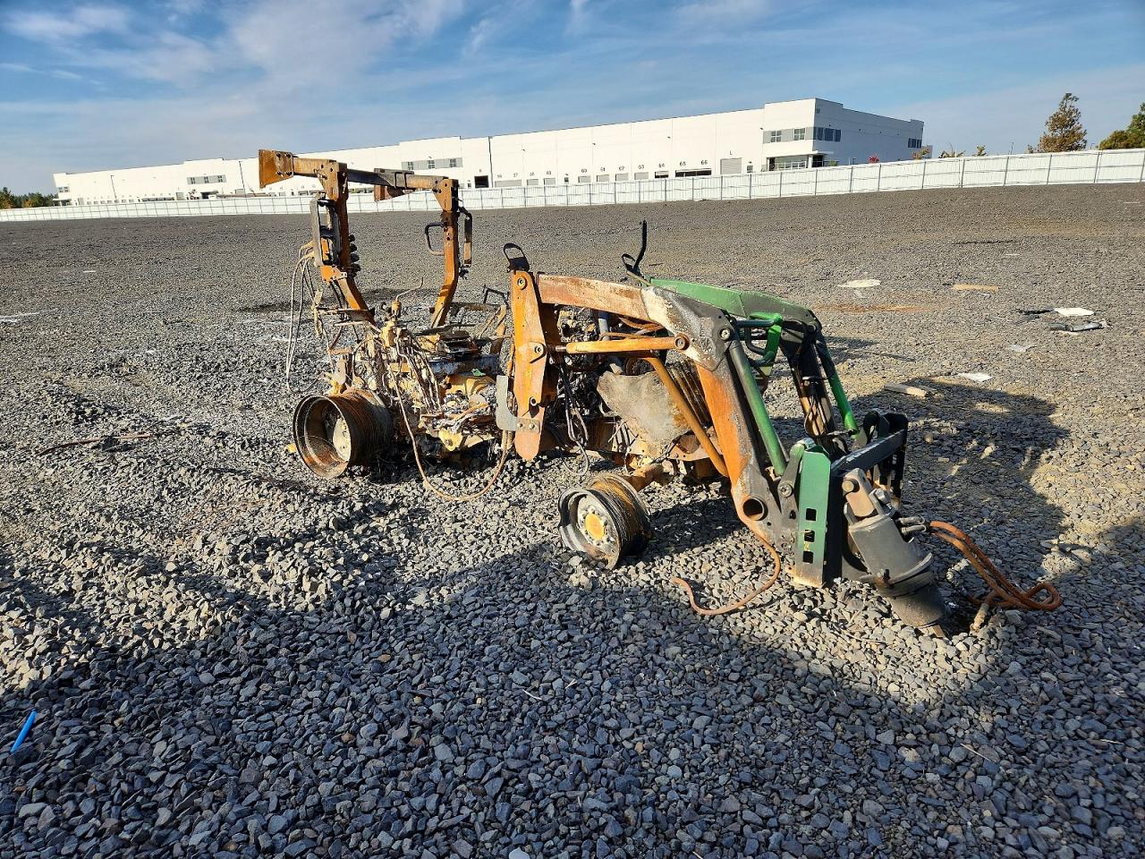 2021 JOHN DEER UNKNOWN 2038R TRACTOR | 1LV2038RHMM111273 | UPCARS