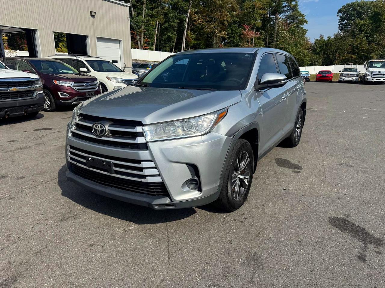 2019 TOYOTA HIGHLANDER LE | 5TDBZRFH9KS743949 | UPCARS