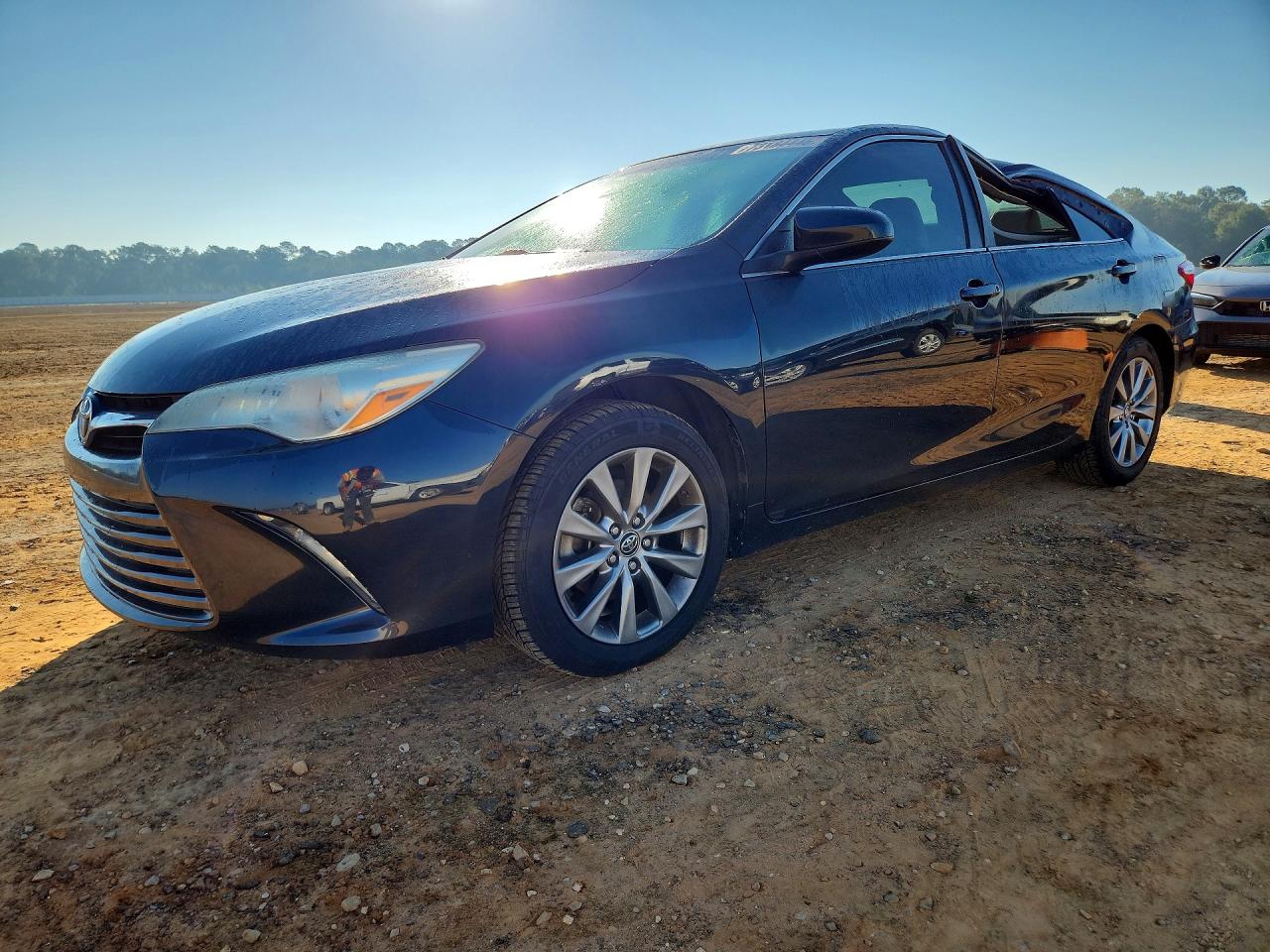 2015 TOYOTA CAMRY XLE | 4T1BF1FK8FU897295 | UPCARS