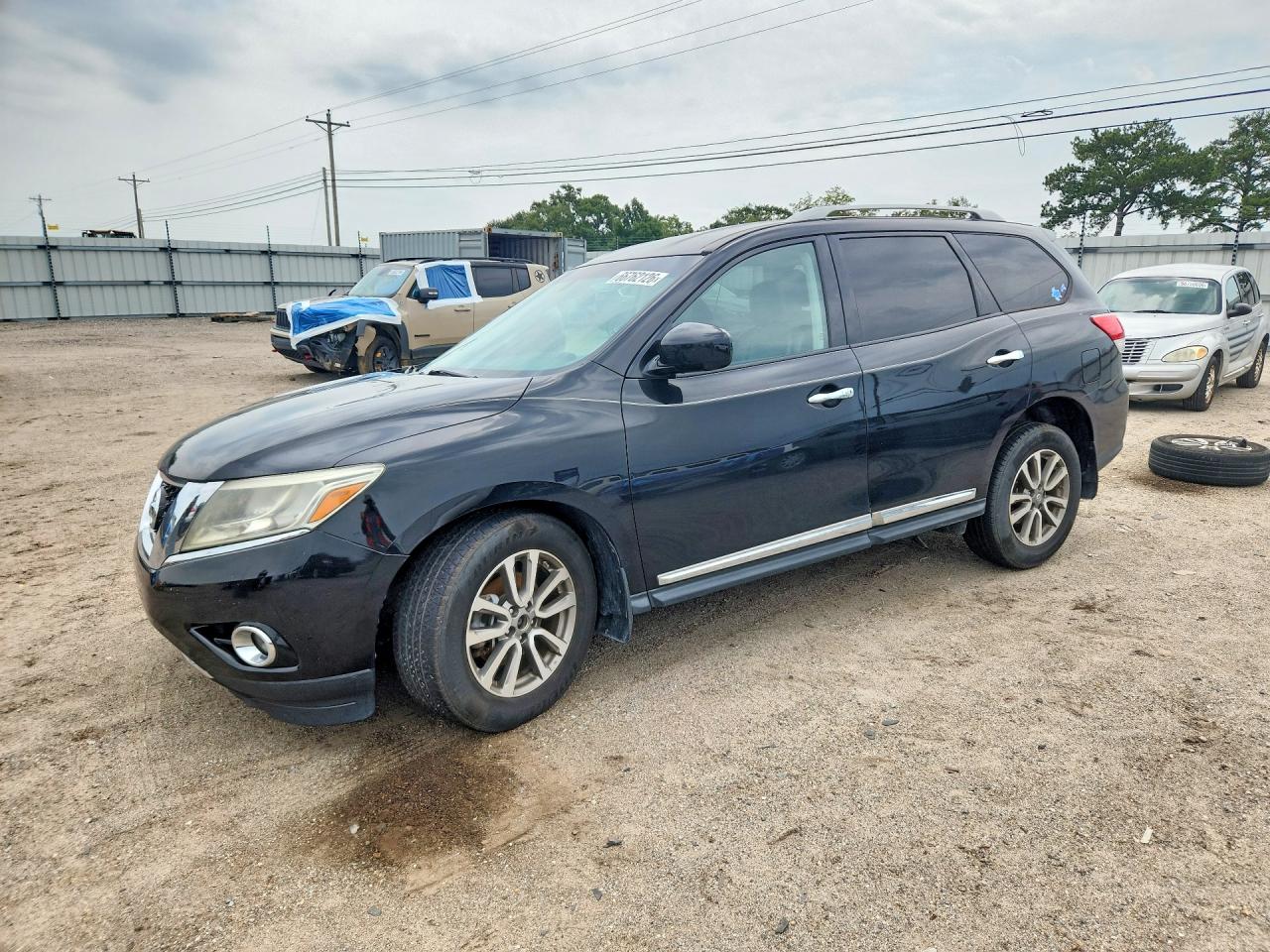 2015 NISSAN PATHFINDER SL | 5N1AR2MN5FC667497 | UPCARS