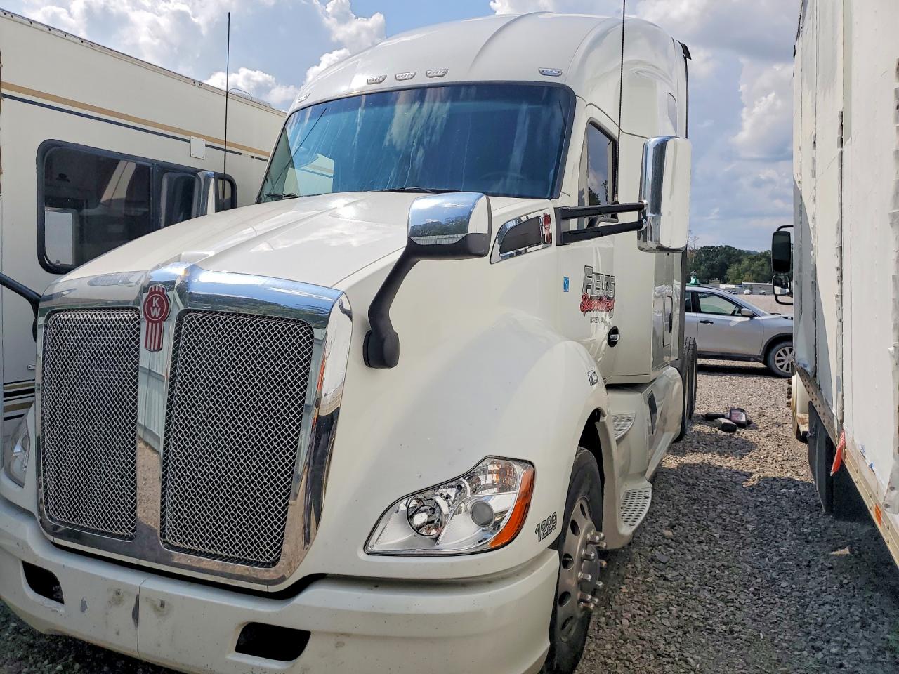 2020 KENWORTH ALL OTHER SEMI TRUCK | 1XKYDP9X8LJ311095 | UPCARS