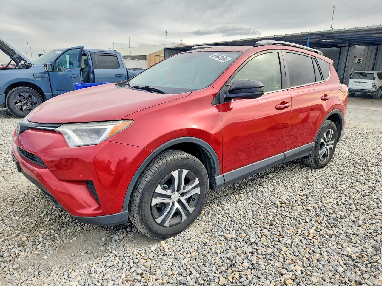 2017 TOYOTA RAV4 LE | JTMBFREV8HJ114706 | UPCARS