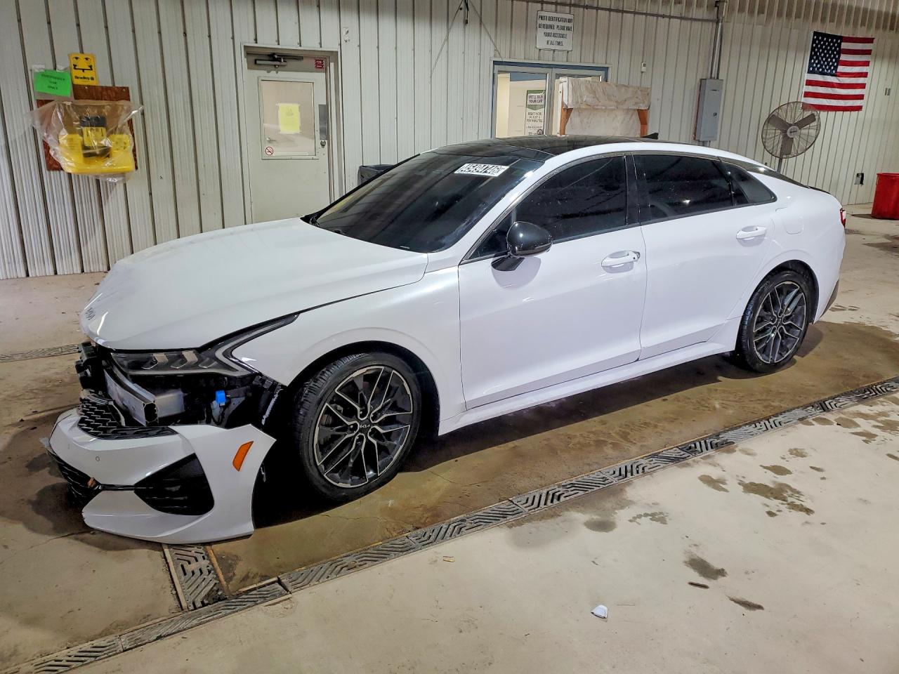 2023 KIA K5 GT | 5XXG44J88PG198639 | UPCARS