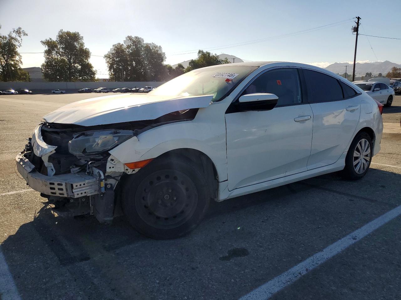 2017 HONDA CIVIC LX | 2HGFC2F57HH569663 | UPCARS