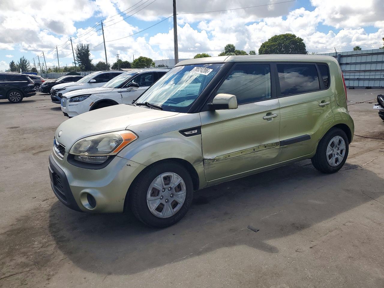 2013 KIA SOUL BASE | KNDJT2A57D7530528 | UPCARS