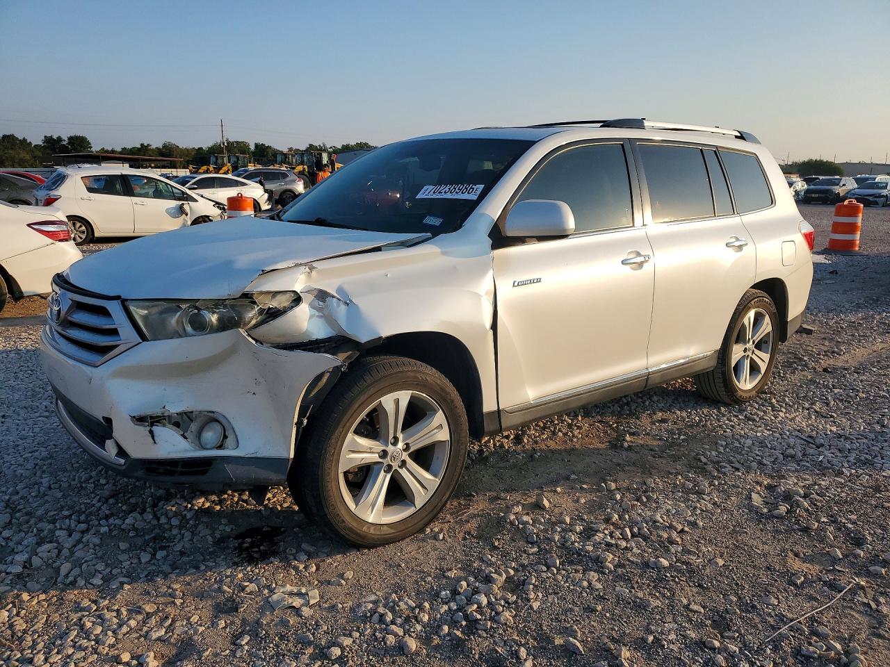 2013 TOYOTA HIGHLANDER LIMITED | 5TDYK3EH3DS102182 | UPCARS