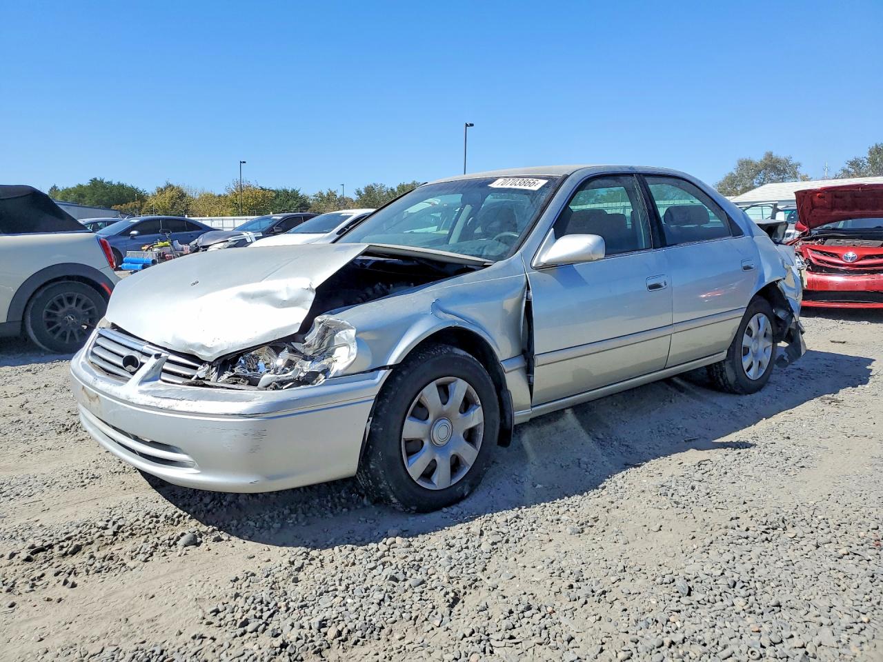 2000 TOYOTA CAMRY LE | JT2BG28K4Y0504108 | UPCARS