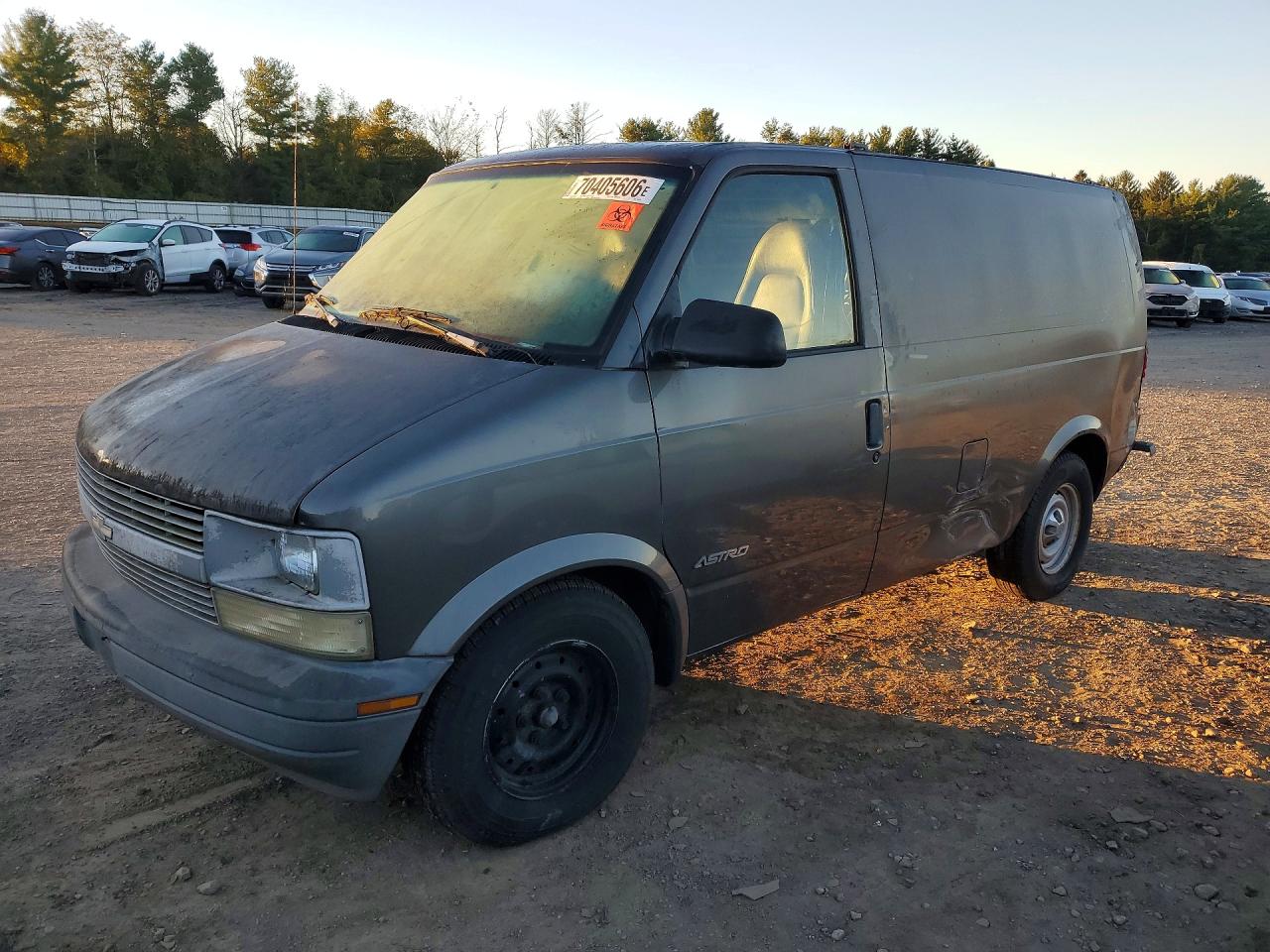2001 CHEVROLET ASTRO | 1GCDM19W01B122298 | UPCARS