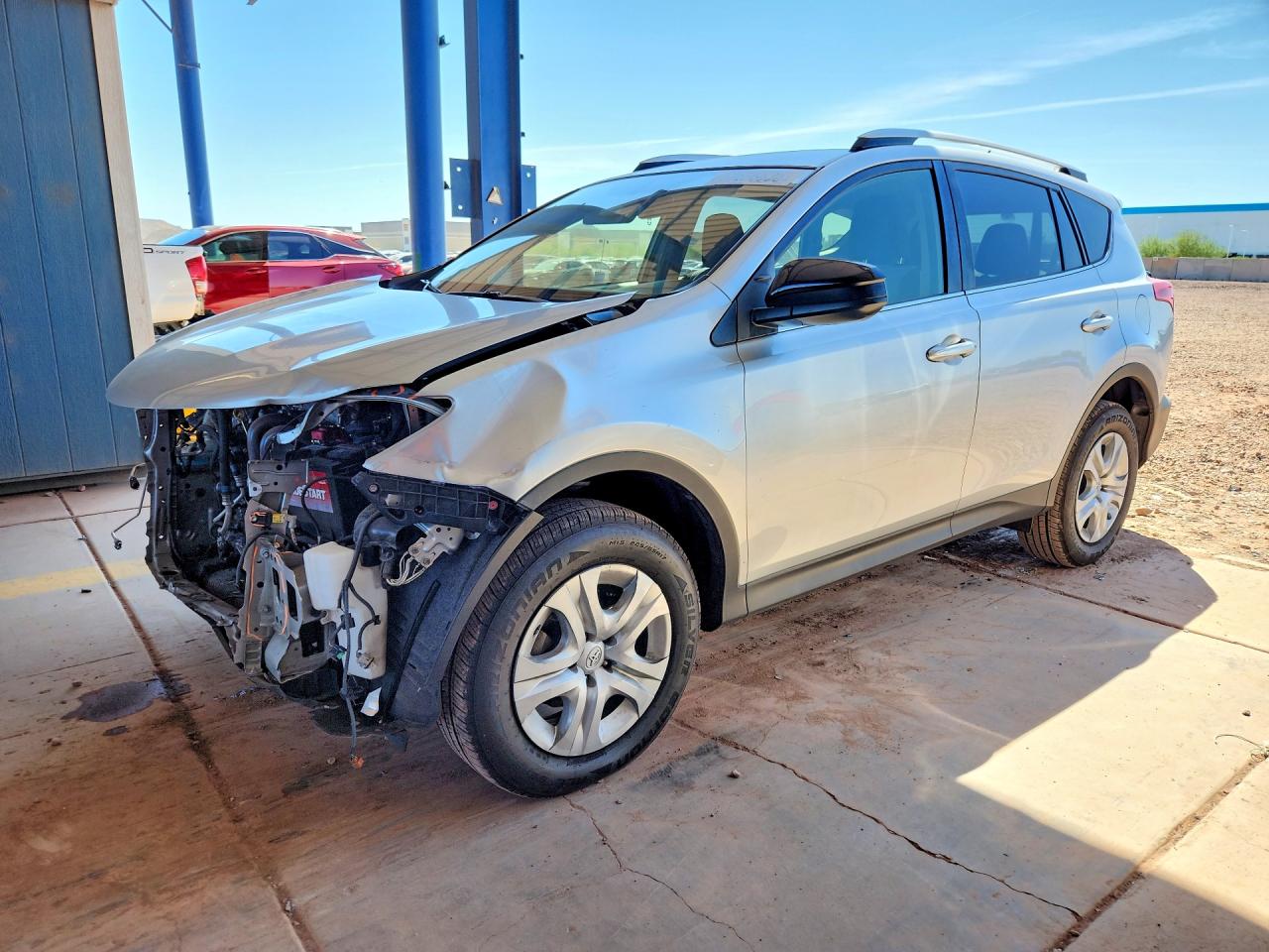 2015 TOYOTA RAV4 LE | JTMZFREV8FD074640 | UPCARS