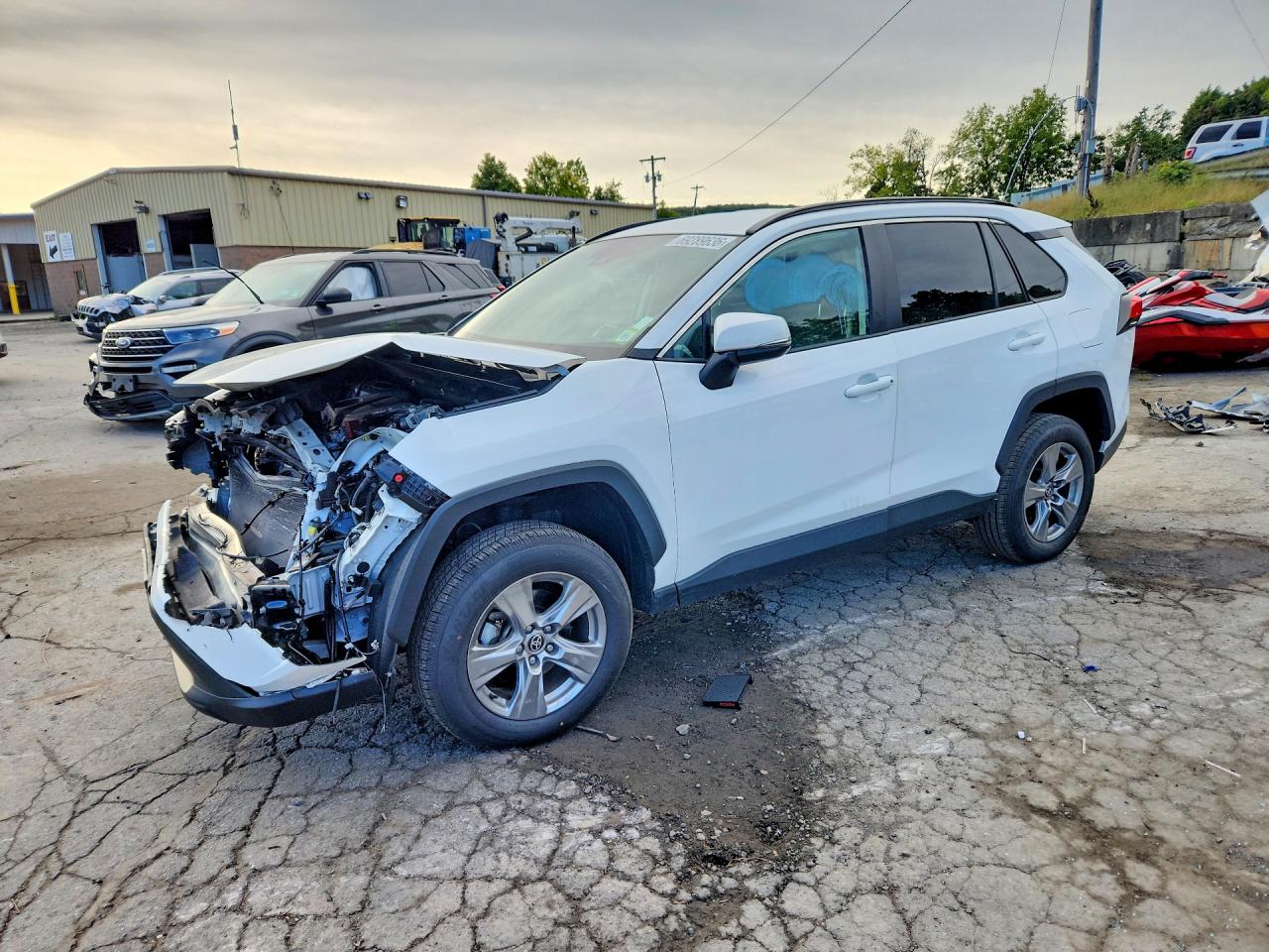 2023 TOYOTA RAV4 XLE | 2T3P1RFV2PC361434 | UPCARS