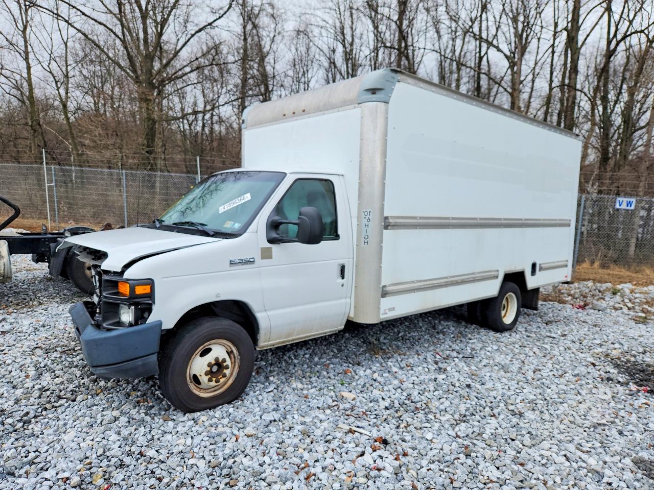 2015 FORD ECONOLINE BOX TRUCK | 1FDWE3FS6FDA21468 | UPCARS
