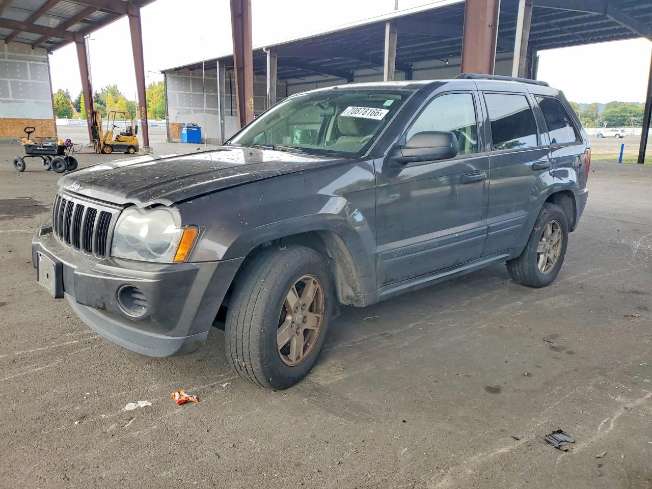2005 JEEP CHEROKEE LAREDO | 1J4GR48K65C644037 | UPCARS
