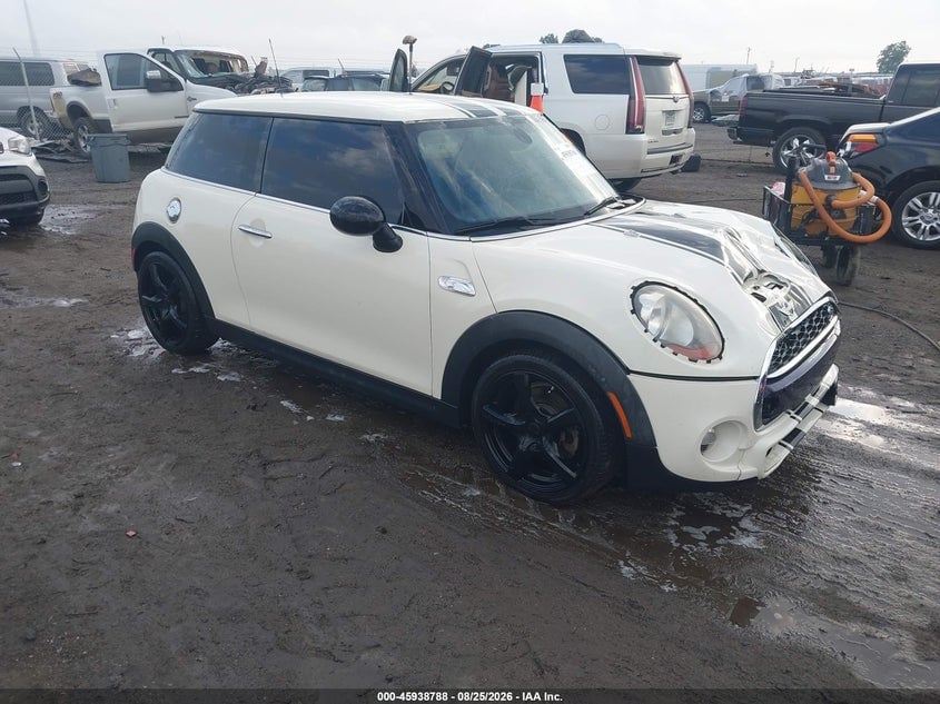 2016 MINI HARDTOP COOPER S | WMWXP7C51G2A42556 | UPCARS