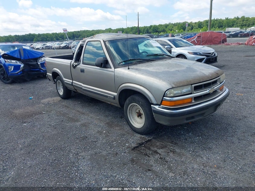 2001 CHEVROLET S-10 LS | 1GCCS19W618100692 | UPCARS