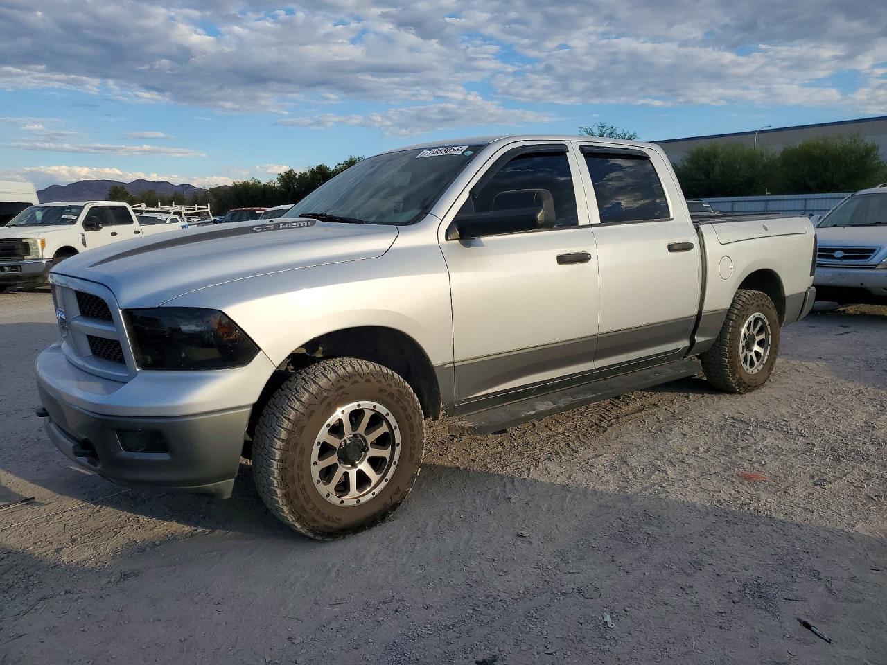 2011 DODGE RAM 1500 | 1D7RB1CT5BS582297 | UPCARS