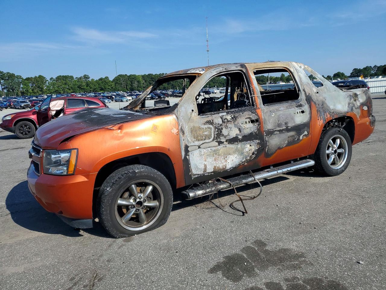 2007 CHEVROLET AVALANCHE C1500 | 3GNEC12037G132327 | UPCARS