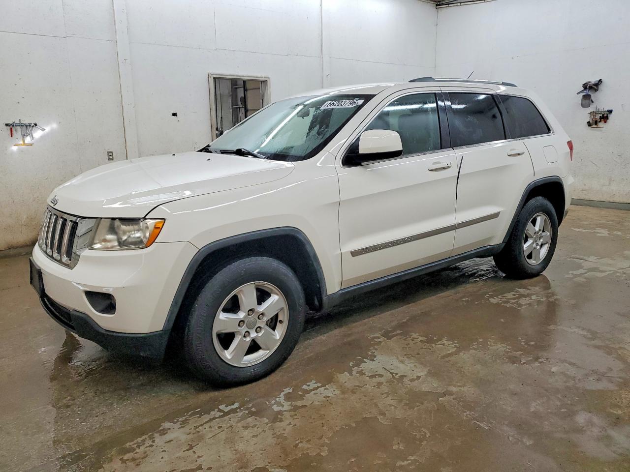 2011 JEEP CHEROKEE LAREDO | 1J4RR4GG5BC616585 | UPCARS