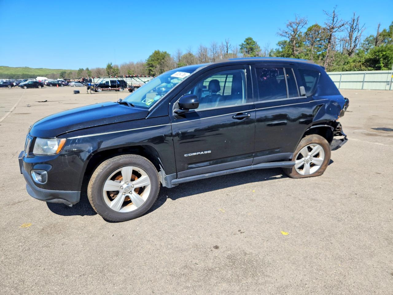 2015 JEEP COMPASS LATITUDE | 1C4NJDEB5FD215184 | UPCARS