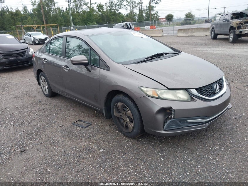 2015 HONDA CIVIC LX | 19XFB2F56FE102194 | UPCARS