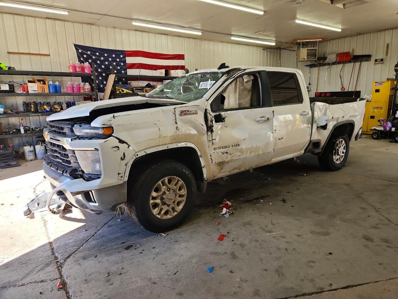 2026 CHEVROLET SILVERADO K2500 HEAVY DUTY LT | 1GC1KNEY0TF210450 | UPCARS