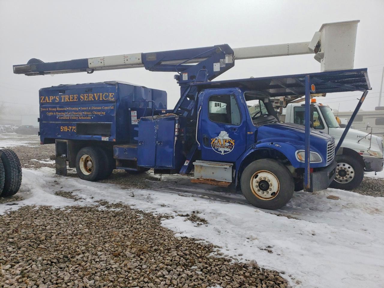 2019 FREIGHTLINER ALL OTHER BUSINESS CLASS  FORESTRY BUCKET TRUCK | 1FVACYFC2KHKR7941 | UPCARS