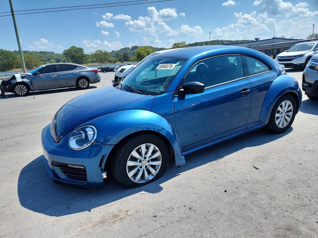 2018 VOLKSWAGEN BEETLE S | 3VWFD7AT6JM716672 | UPCARS
