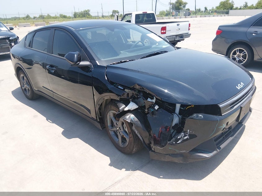 2026 KIA K4 LXS | 3KPFT4DE4TE350399 | UPCARS