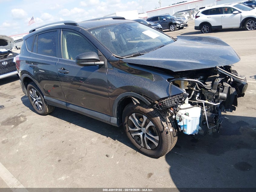 2018 TOYOTA RAV4 LE | JTMBFREV2JD252021 | UPCARS