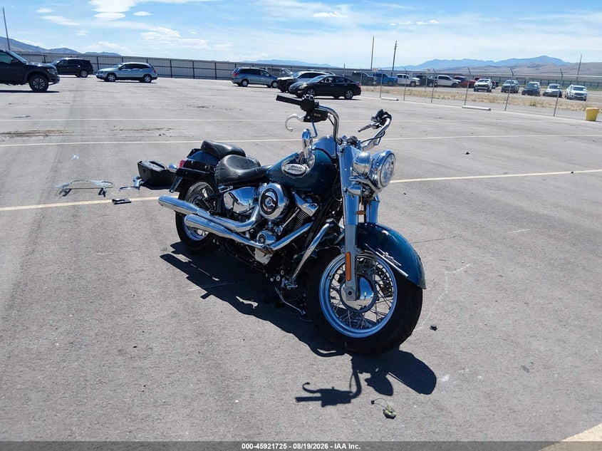 2021 HARLEY-DAVIDSON FLHC | 1HD1YAJ13MB049311 | UPCARS