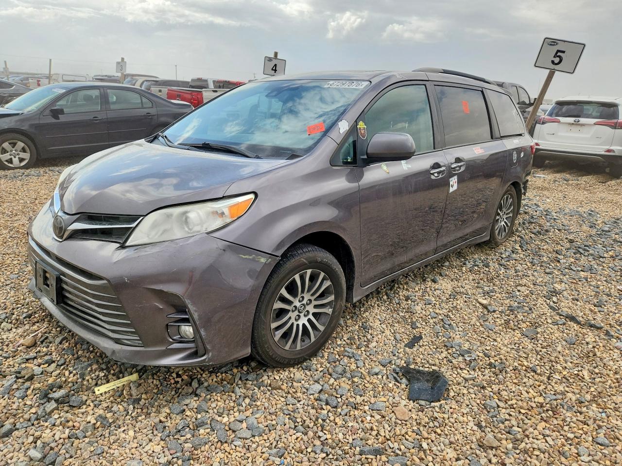 2019 TOYOTA SIENNA XLE 8-PASSENGER | 5TDYZ3DC2KS001245 | UPCARS