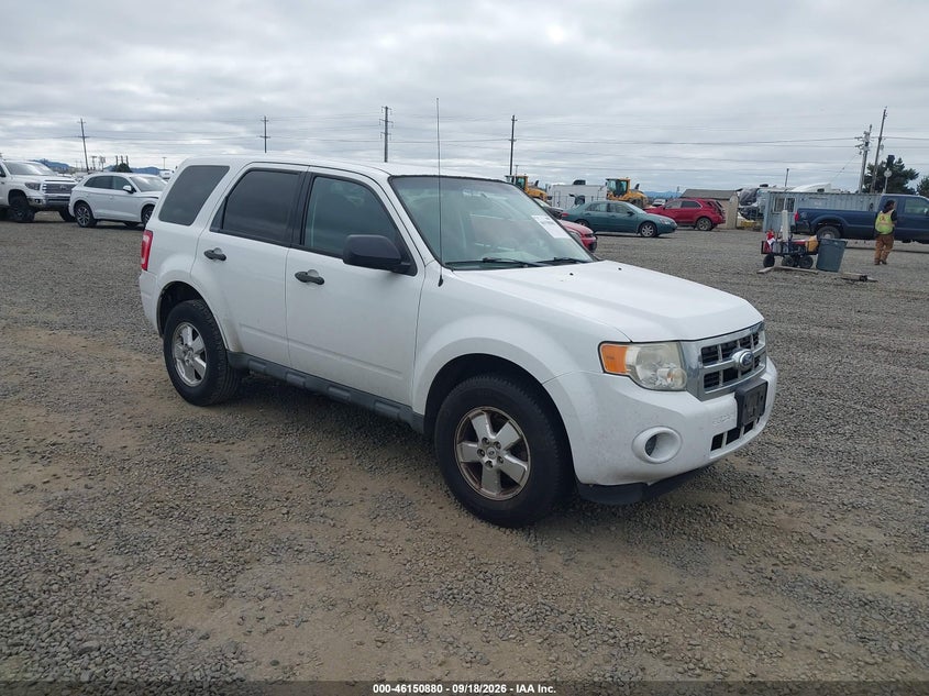2011 FORD ESCAPE XLS | 1FMCU0C77BKB36073 | UPCARS