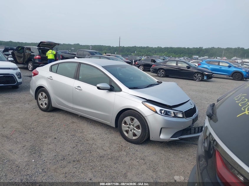 2017 KIA FORTE LX | 3KPFK4A74HE125867 | UPCARS