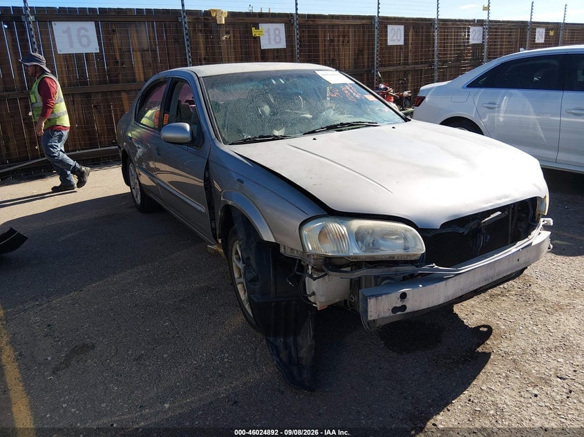 2001 NISSAN MAXIMA GXE | JN1CA31D31T815809 | UPCARS