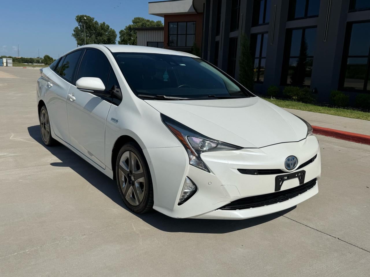 2018 TOYOTA PRIUS FOUR TOURING | JTDKARFU1J3056436 | UPCARS