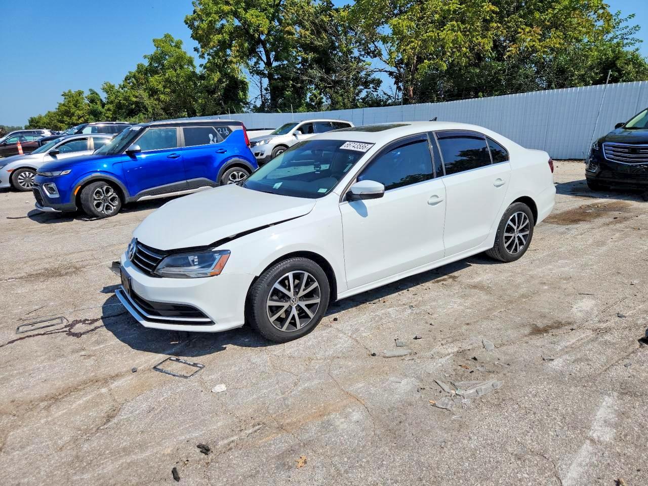 2017 VOLKSWAGEN JETTA SE | 3VWDB7AJ1HM318887 | UPCARS