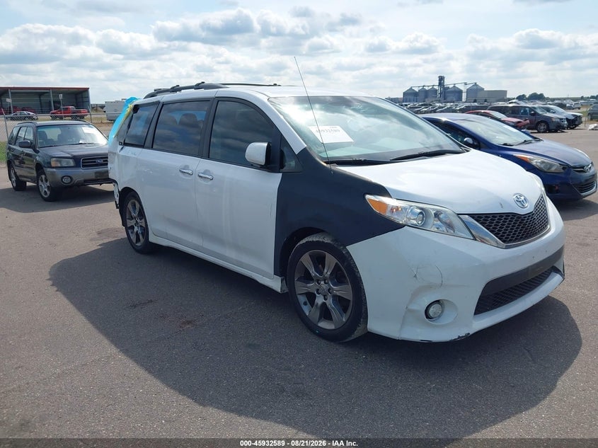 2013 TOYOTA SIENNA SE 8 PASSENGER | 5TDXK3DC2DS282837 | UPCARS