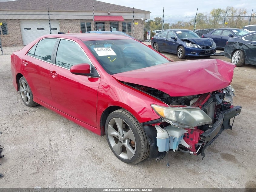 2014 TOYOTA CAMRY SE | 4T1BF1FK0EU744053 | UPCARS