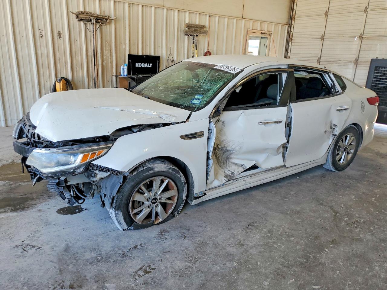 2018 KIA OPTIMA LX | 5XXGT4L30JG228714 | UPCARS