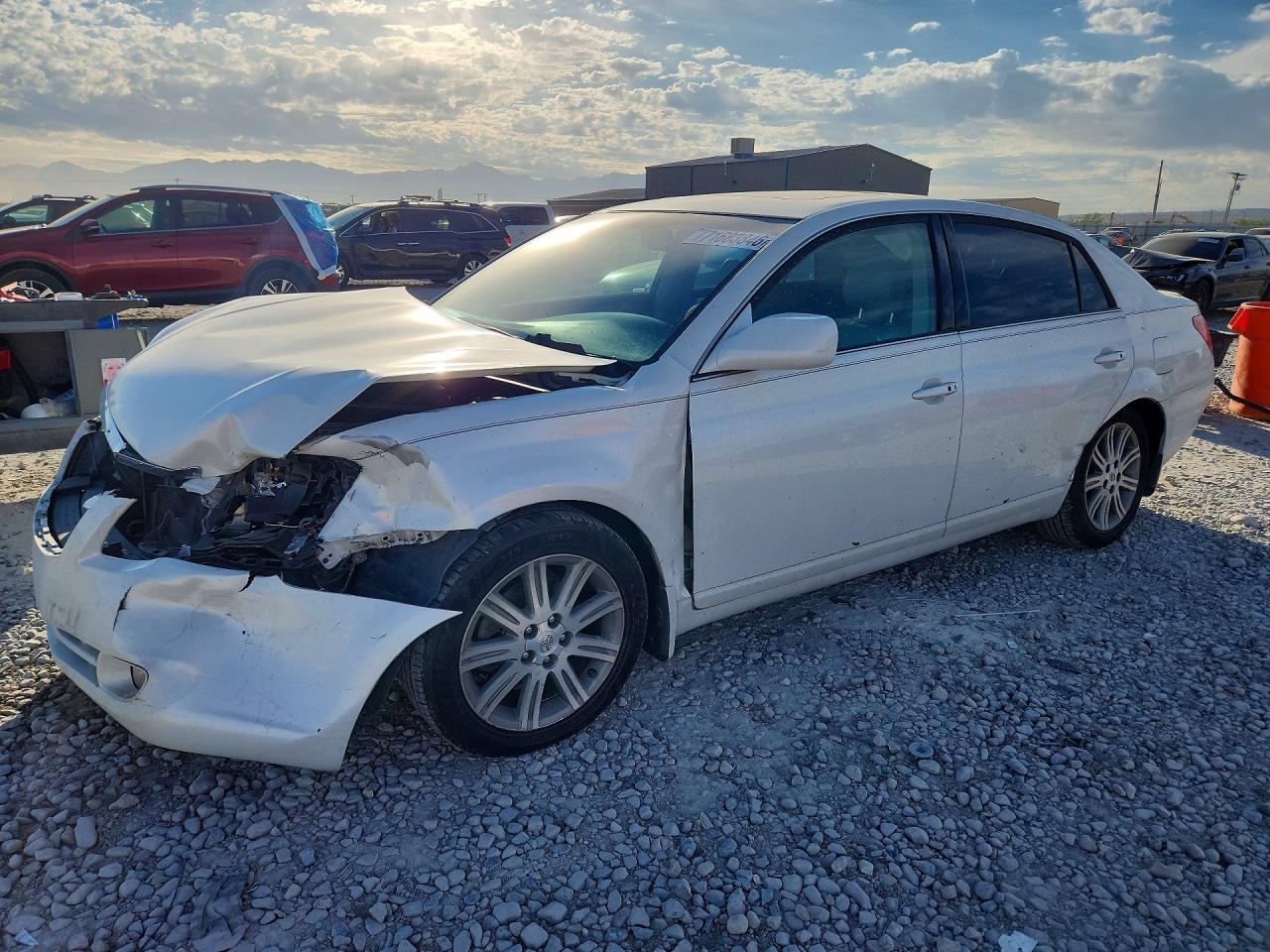 2007 TOYOTA AVALON LIMITED | 4T1BK36B07U179782 | UPCARS