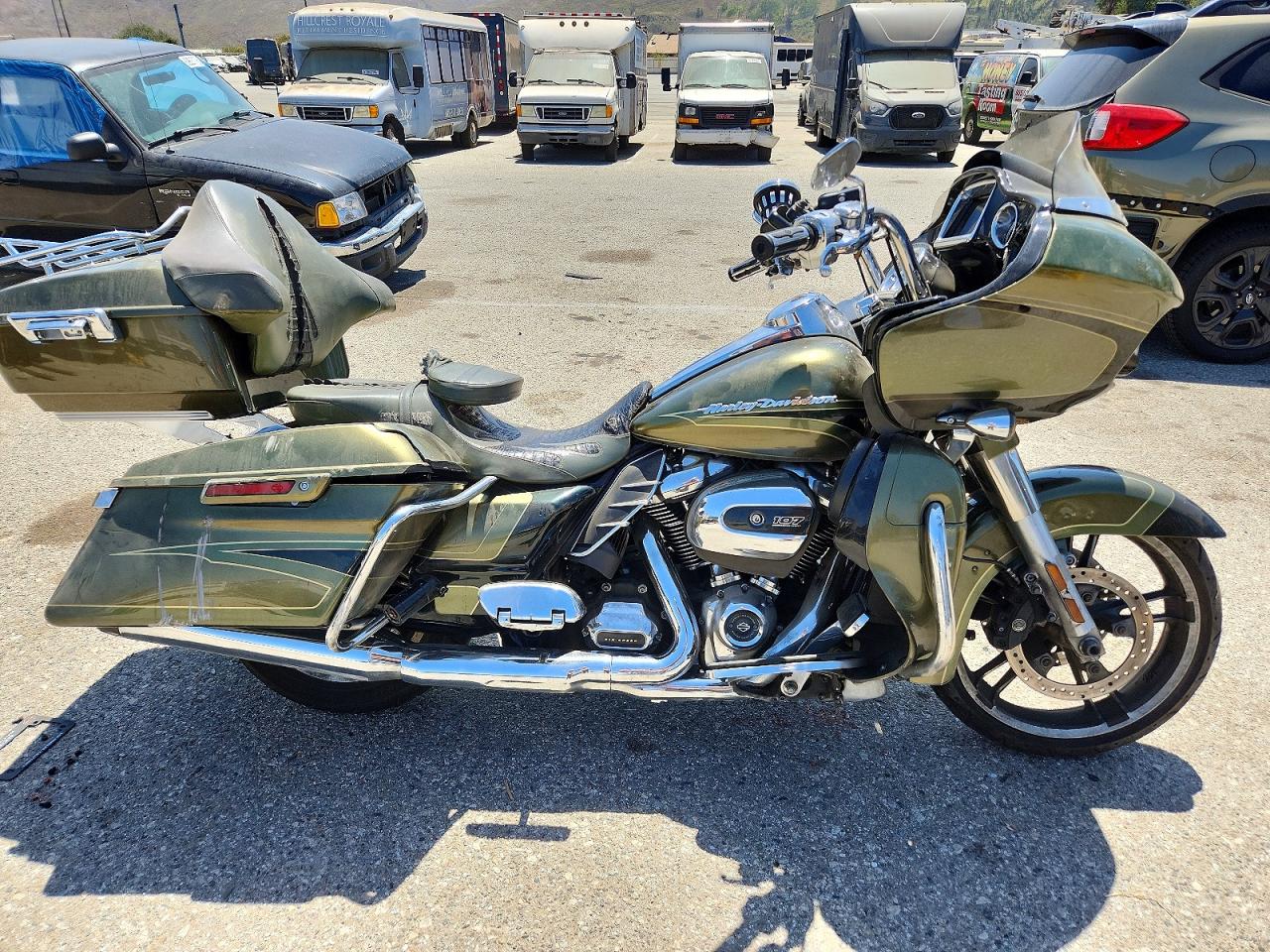2017 HARLEY-DAVIDSON FL ROAD GLIDE SPECIAL | 1HD1KTC39HB672353 | UPCARS