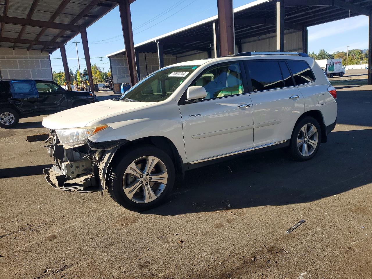 2011 TOYOTA HIGHLANDER LIMITED | 5TDDK3EH2BS081630 | UPCARS