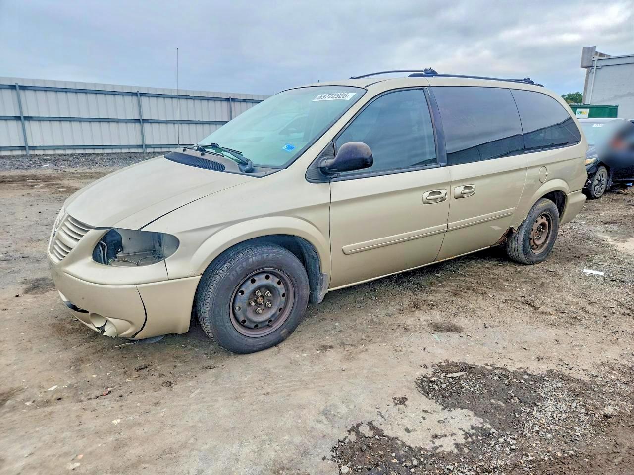 2005 DODGE CARAVAN SXT | 2D4GP44L95R557317 | UPCARS