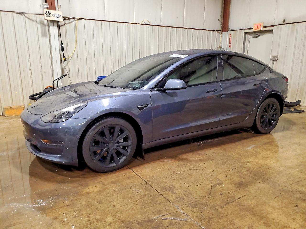 2022 TESLA MODEL 3 | 5YJ3E1EB7NF251637 | UPCARS