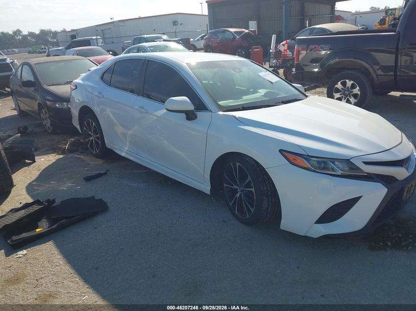 2018 TOYOTA CAMRY SE | 4T1B11HK9JU500617 | UPCARS