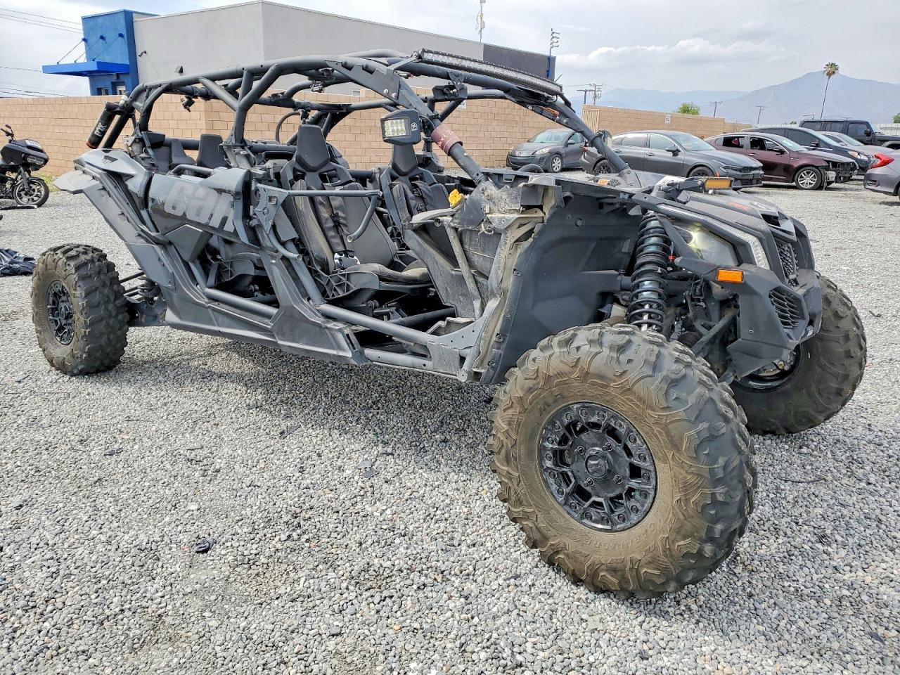 2024 CAN-AM SIDEBYSIDE UTILITY VEHICLE | 3JBVNAV25RE000638 | UPCARS
