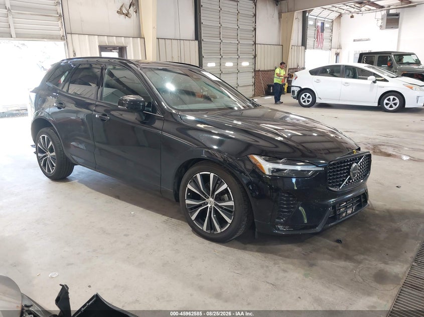 2024 VOLVO XC60 B5 ULTIMATE DARK THEME | YV4L12RM7R1821094 | UPCARS
