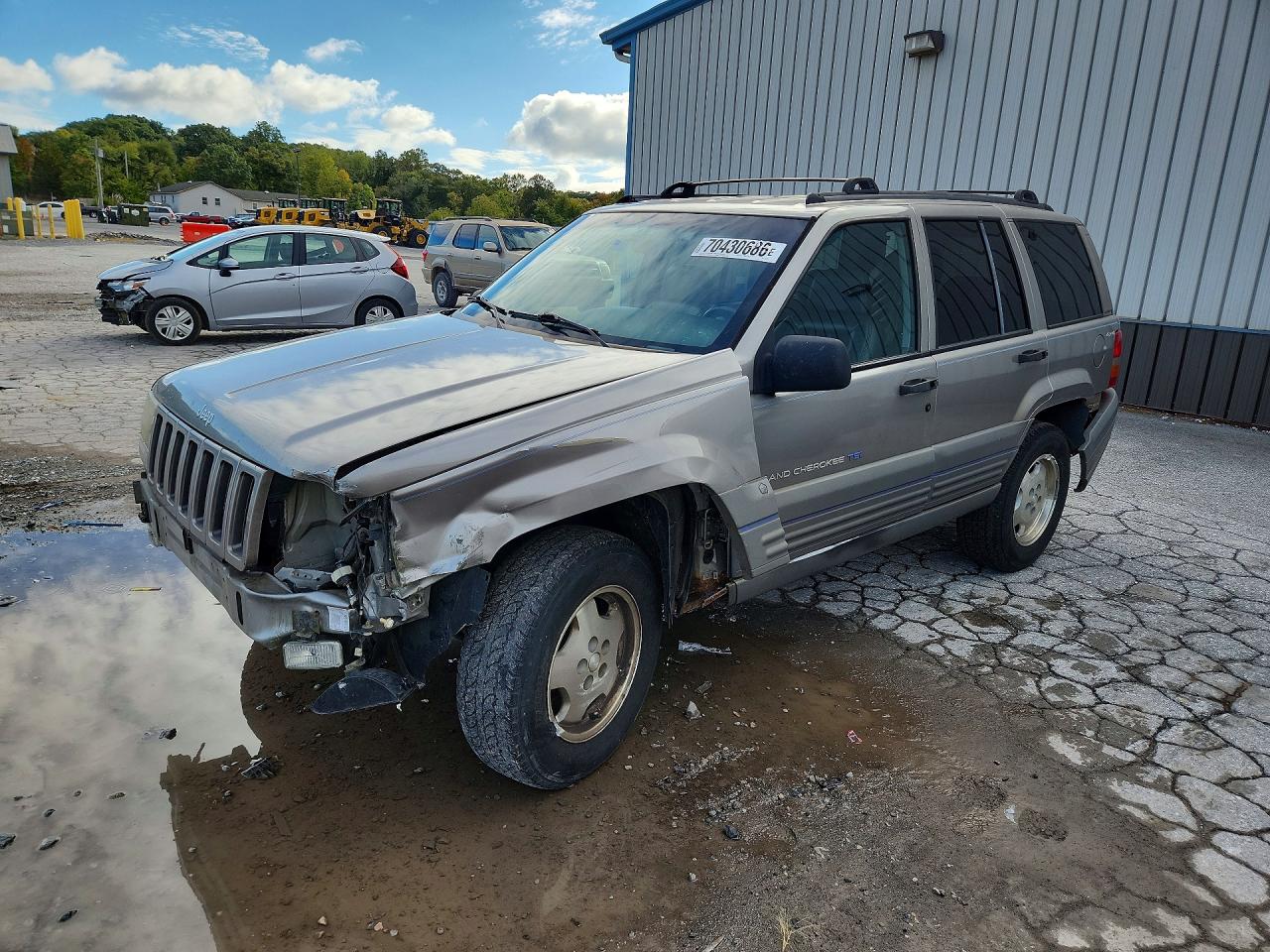 1997 JEEP CHEROKEE LAREDO | 1J4GZ58Y7VC711433 | UPCARS