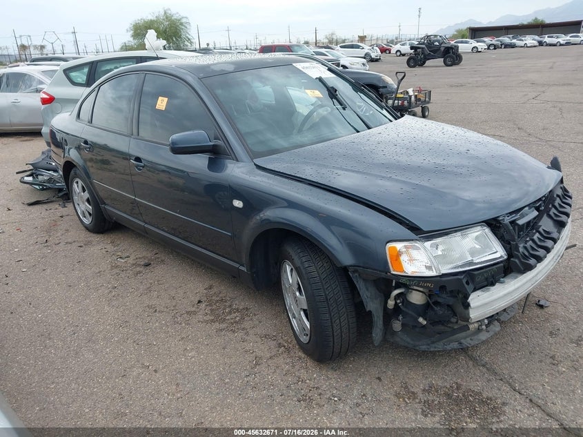 2000 VOLKSWAGEN PASSAT GLS | WVWMA23B2YP165901 | UPCARS